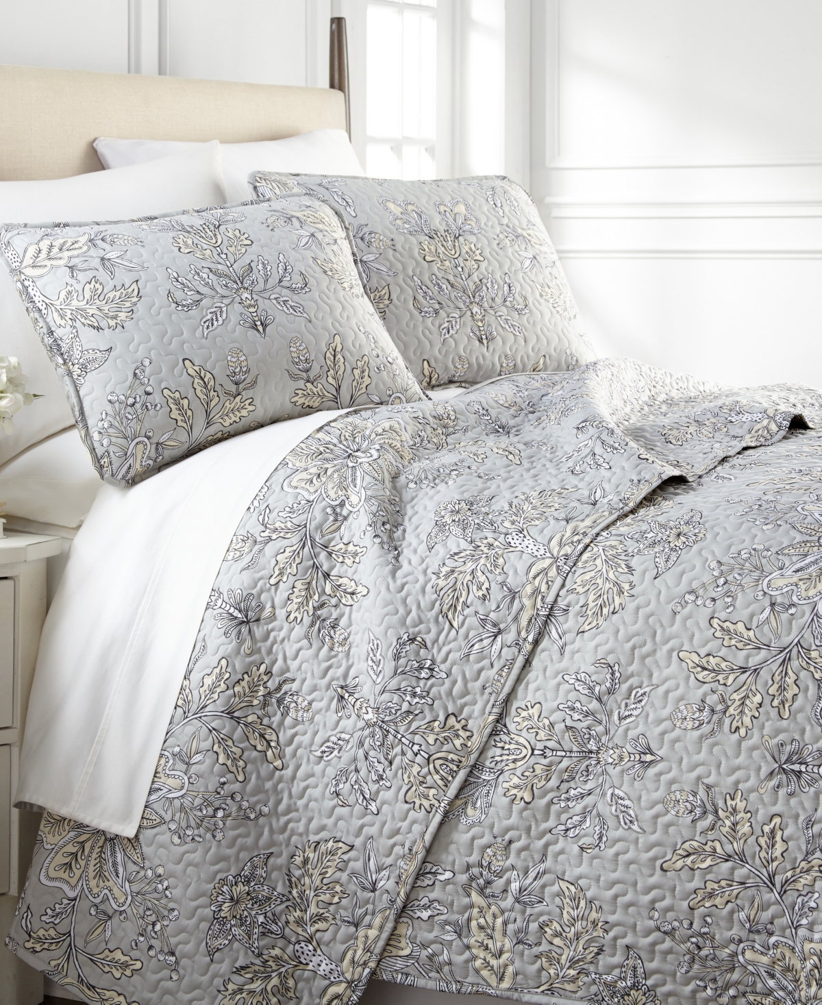 Vintage-Look Garden Quilt and Sham 3 Piece Set, or California