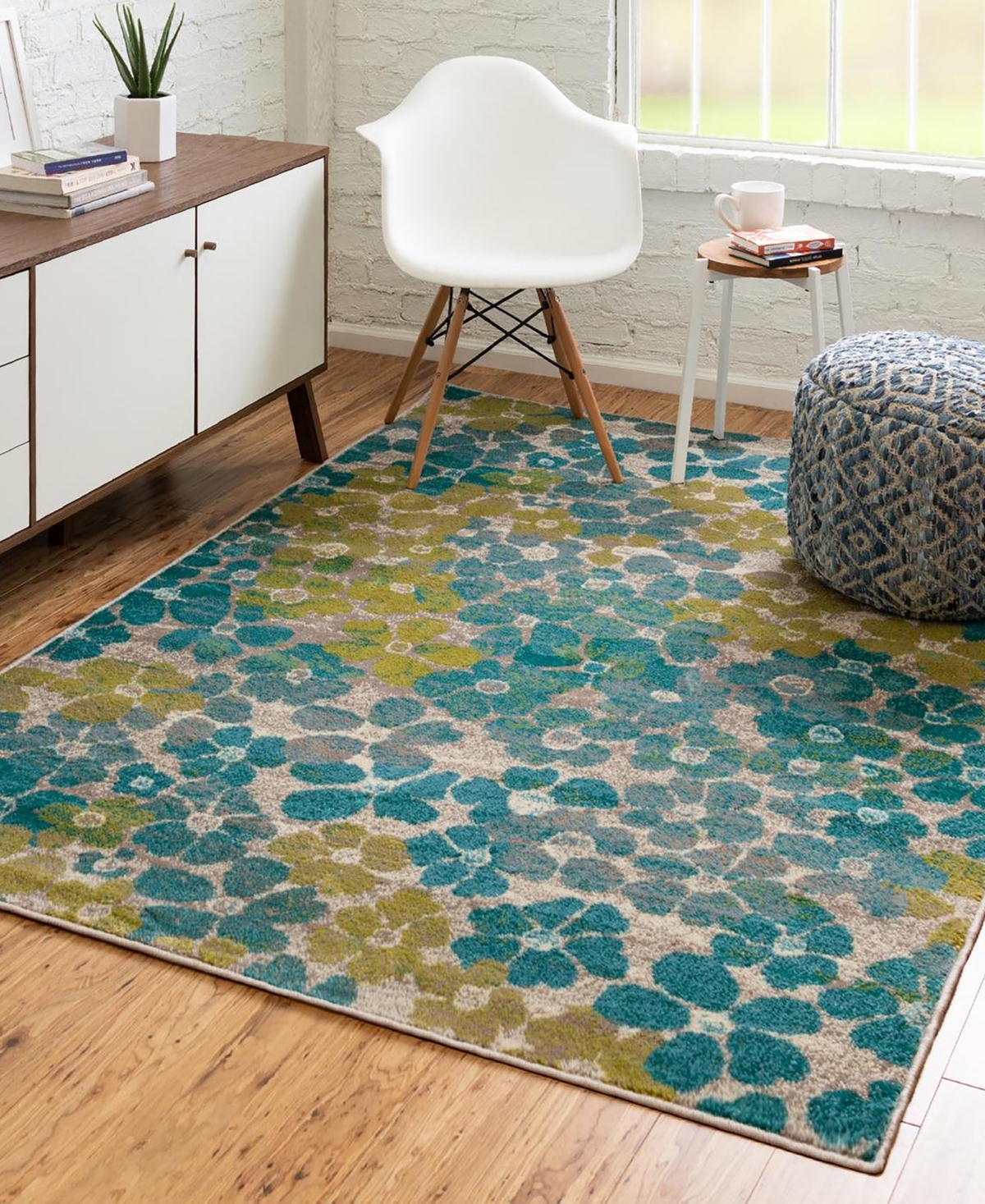 Closeout! Bayshore Home Camelia Cam-03 Area Rug