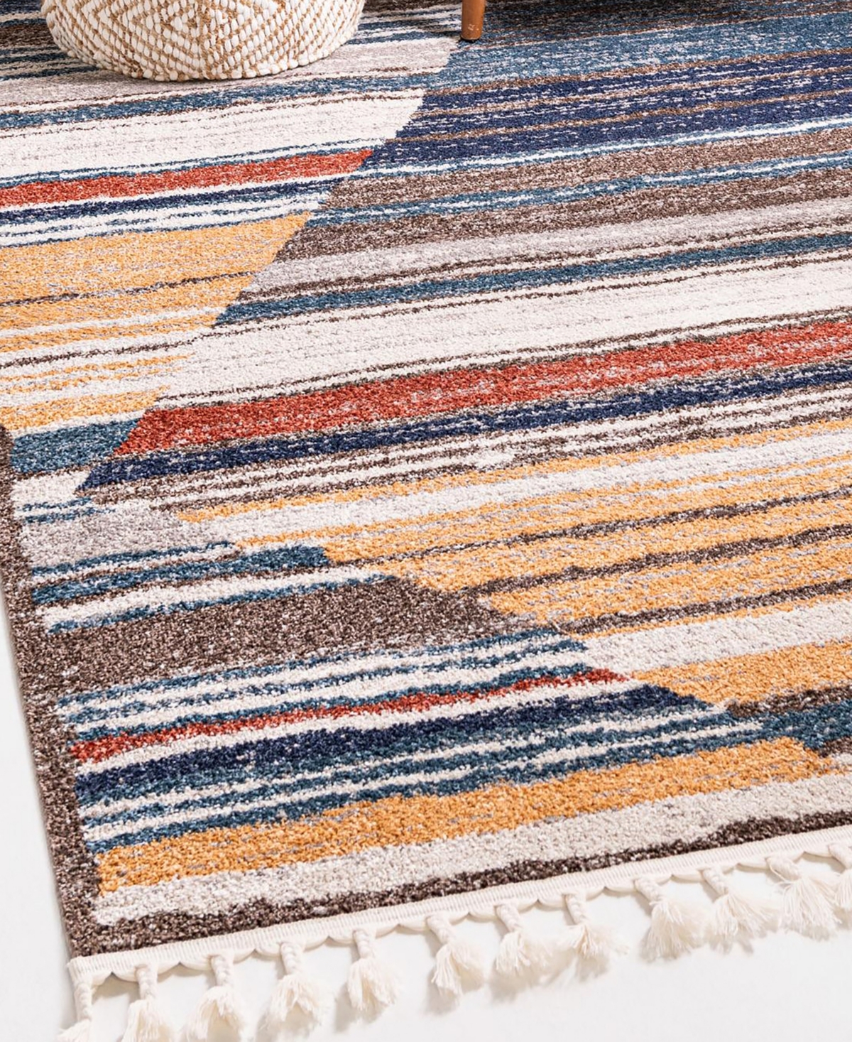 Bayshore Home Porthos POR14 Area Rug