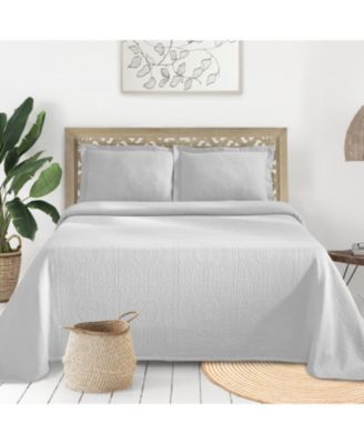 100% Cotton Fleur De Lis Medallion All-Season 3-Piece Coverlet Set, King