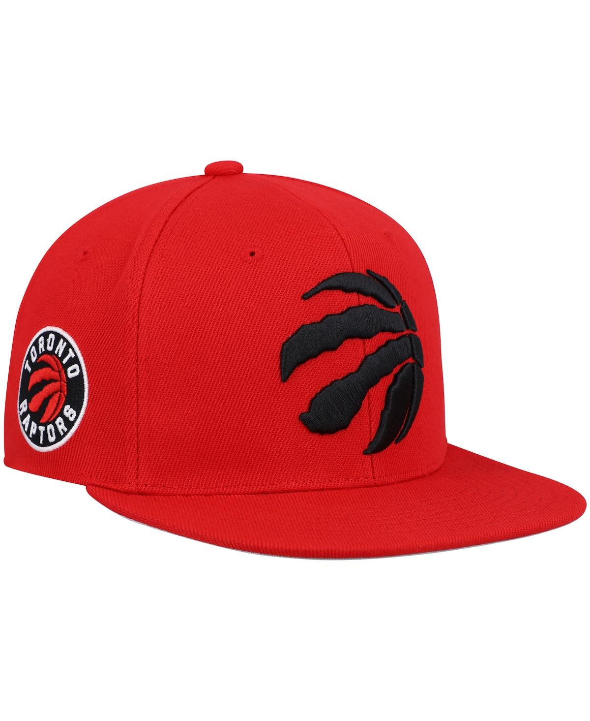 Shop Mitchell & Ness Men's  Red Toronto Raptors Core Side Snapback Hat