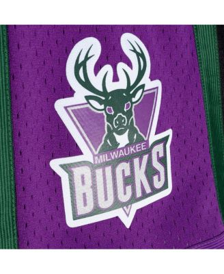 Men's Green and Black Milwaukee Bucks 1996/97 Hardwood Classics Fadeaway Reload 3.0 Swingman Shorts