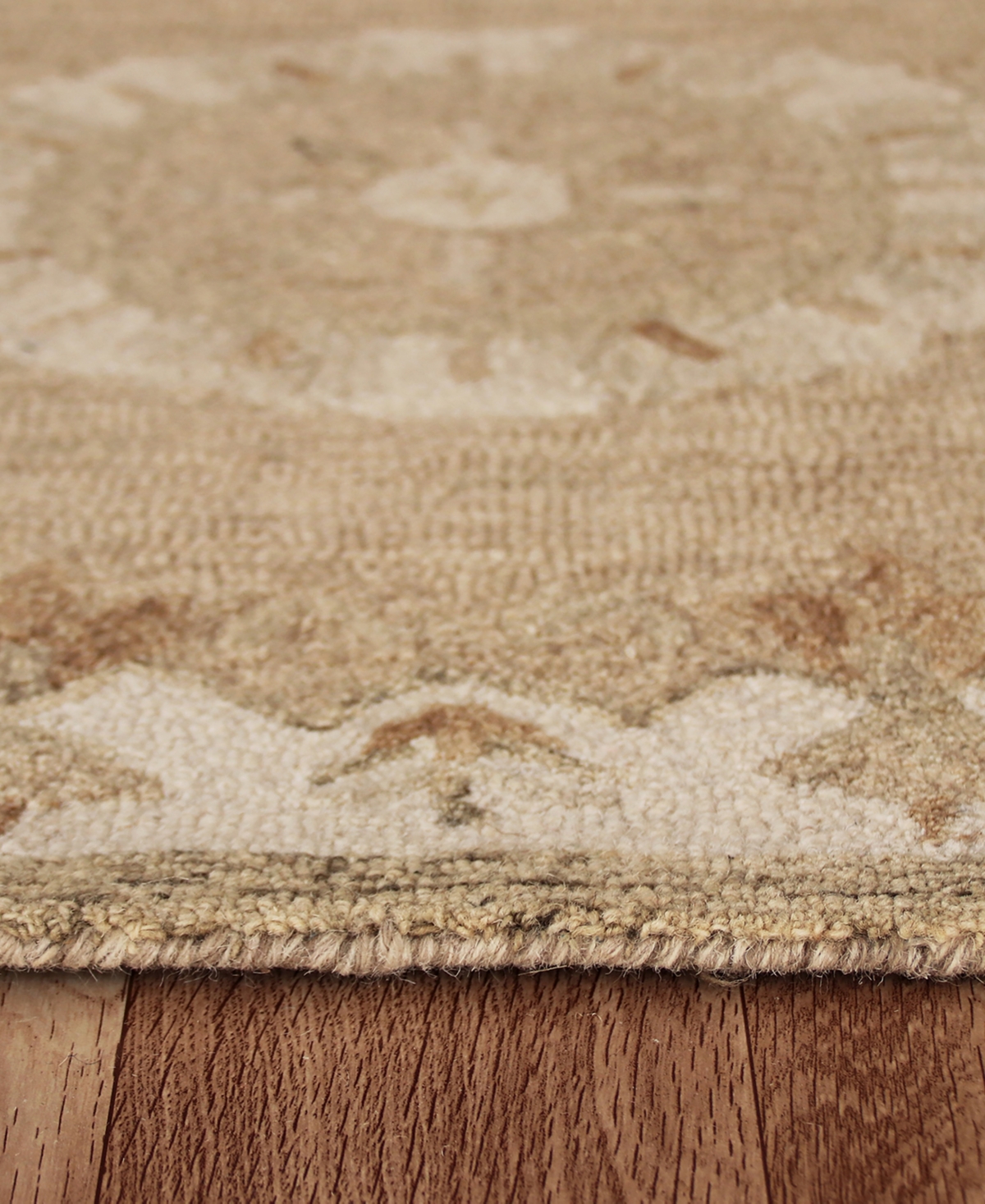 Lr Home Arabella ABA706 2'3" x 6'9" Runner Area Rug