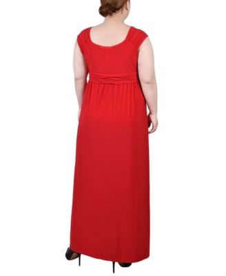 Plus Size Ruched Empire Maxi Dress