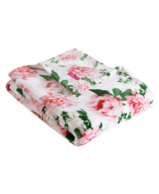 Betsey Johnson Blooming Roses Blankets Bedding