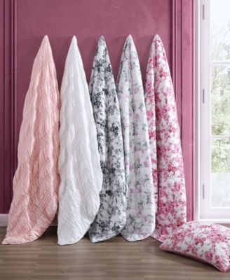 3 Piece Floral Vineyard Quilt Set, Full/Queen