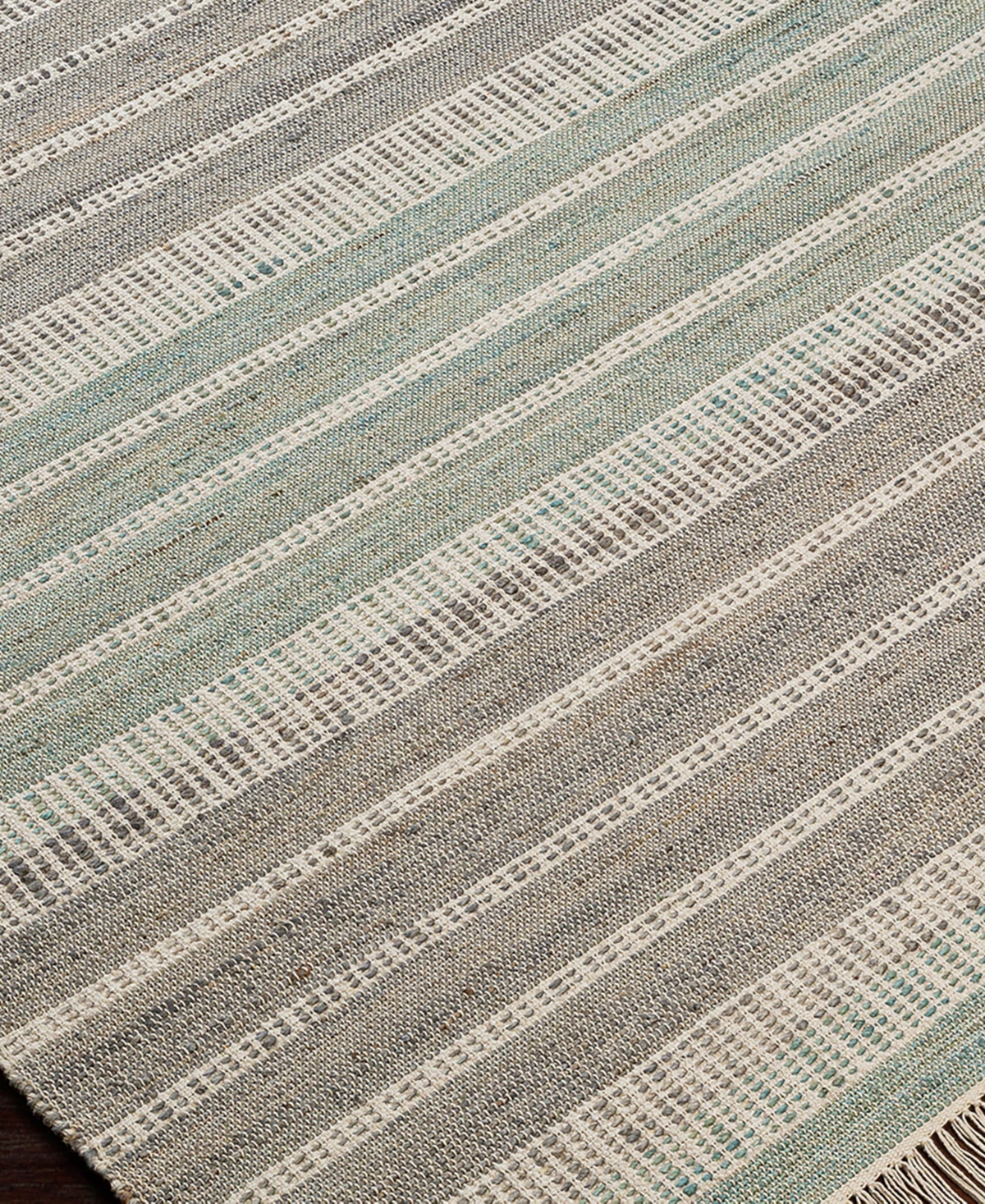 Surya Trabzon Tbo-2303 Area Rug, 6' X 9' In Beige,mint