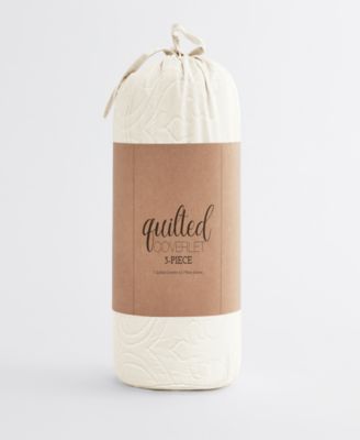 ienjoy Home Ultra Soft Damask Pattern Lightweight Quilted Coverlet Set, Twin