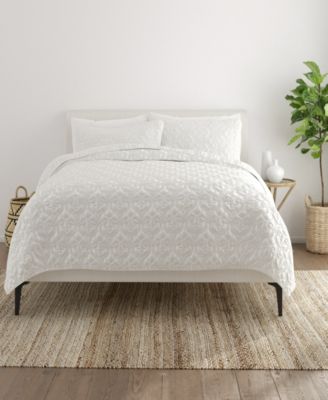 Ultra Soft Damask Pattern Lightweight Quilted Coverlet Set, Queen