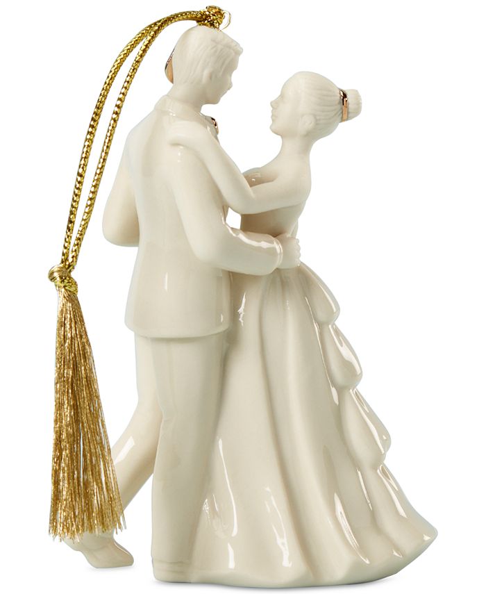 Bride and groom christmas ornament set