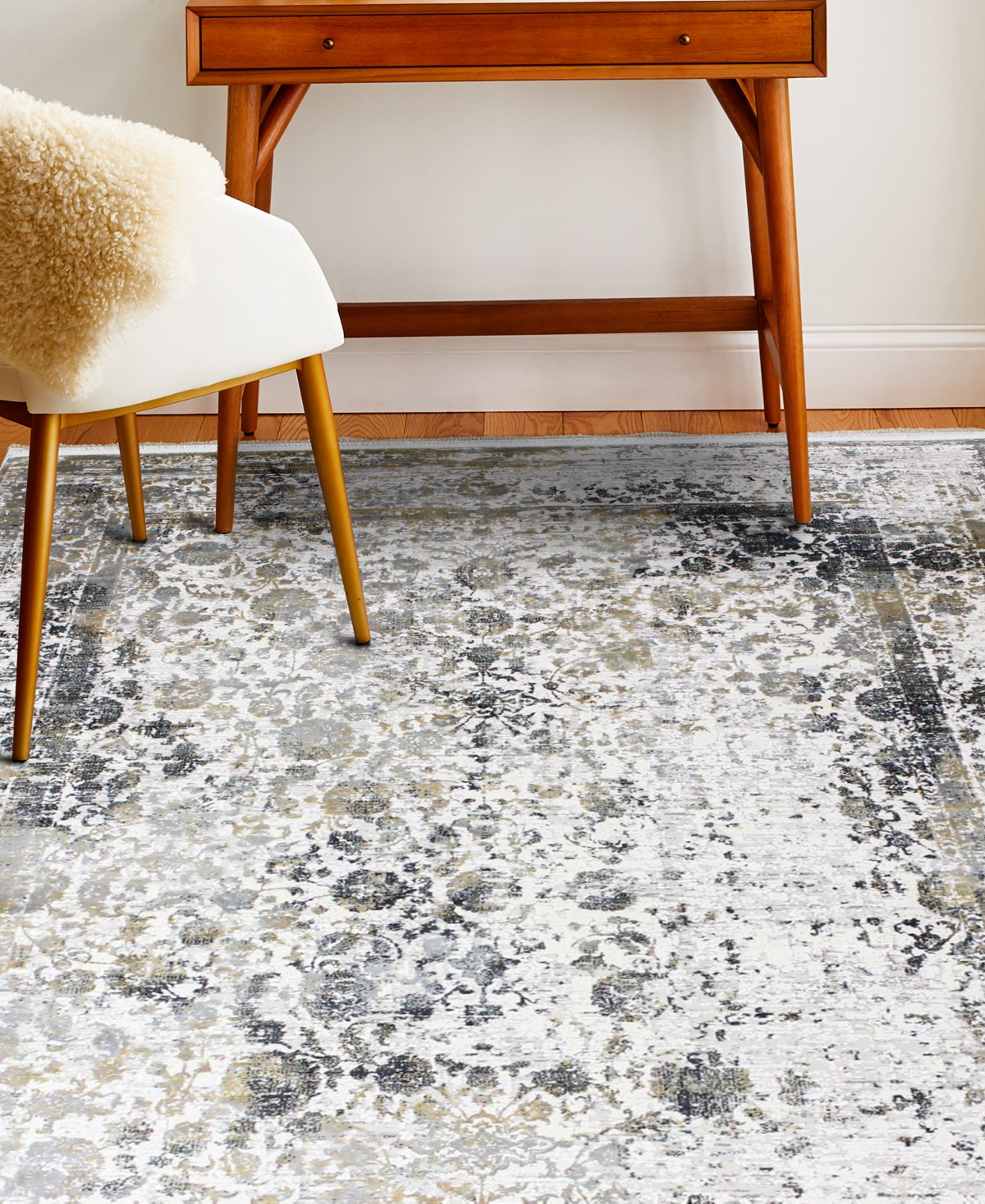Shop Bb Rugs Charm Chm136 4' X 6' Area Rug In Ivory,gray