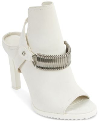 Photo 1 of Size 10 - Women's Peep-Toe Slingback shoes