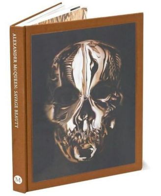 Alexander McQueen - Savage Beauty by Andrew Bolton