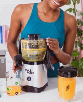 Compact Electric 400-Watt Mini Juicer