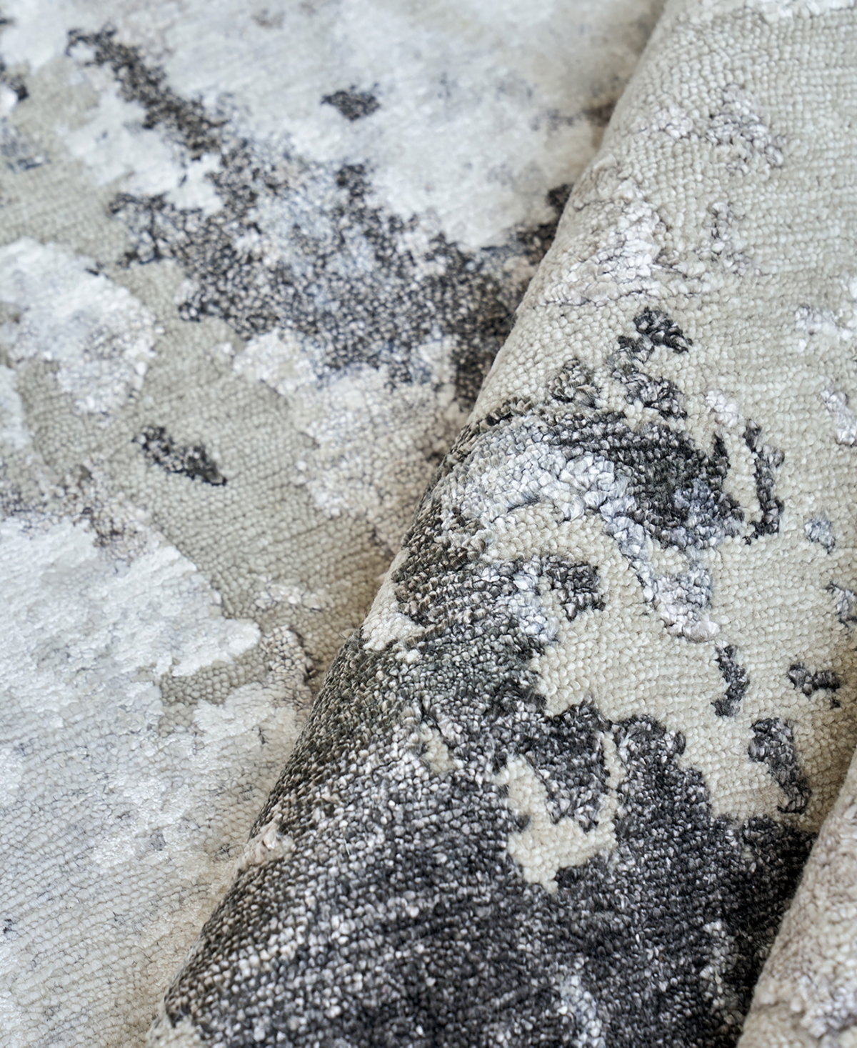 Exquisite Rugs Cosmo ER4345 8' x 10' Area Rug