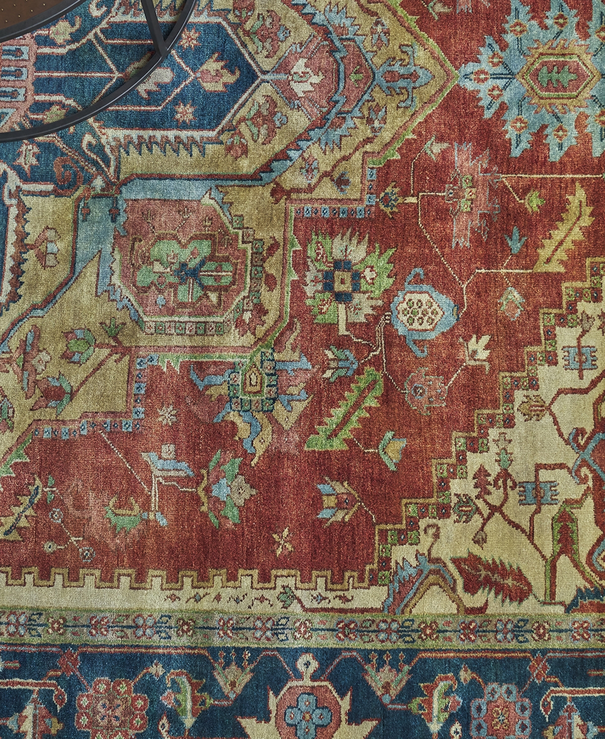 Exquisite Rugs Antique Weave Serapi ER7053 Area Rug - Black