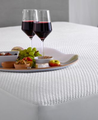 18" Water-resistant Premium 5-sided Mattress Protector, Queen