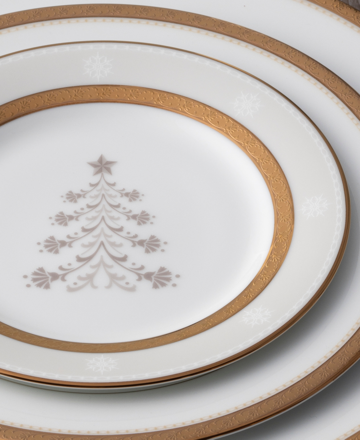 Charlotta Gold Set of 4 Holiday Tree Appetizer Plates, 6-1/4