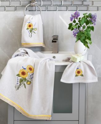 Turkish Cotton Girasol Embellished 2-Pc. Hand Towel Set