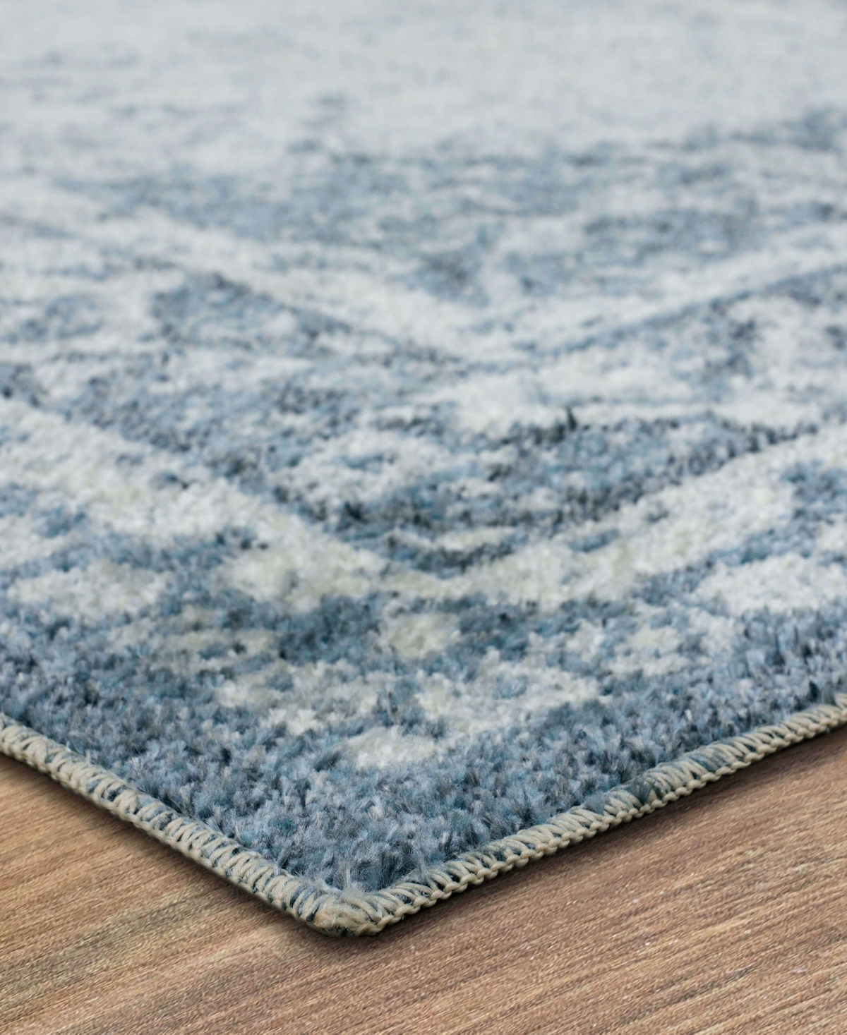 Mohawk Amada Blackwell 6' Area Rug