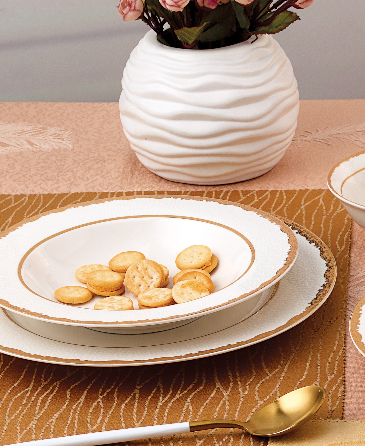 Lorren Home Trends 20 Piece Service for 4 Dinnerware Set