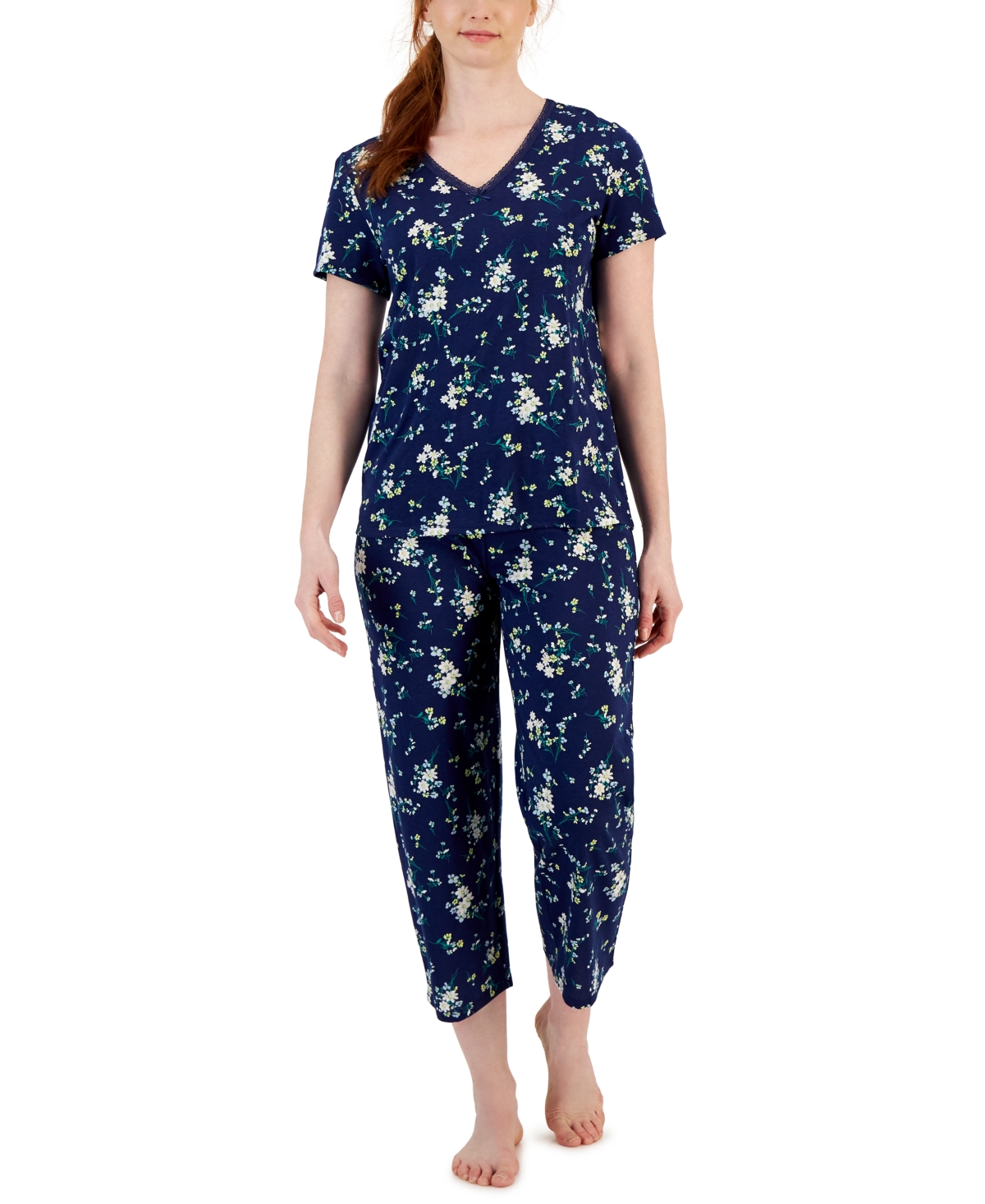 Women's Croft & Barrow® Lace-Trim Pajama Top and Pajama Capri Set