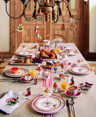 Winter Bakery Delight Falling Star Salad Plate