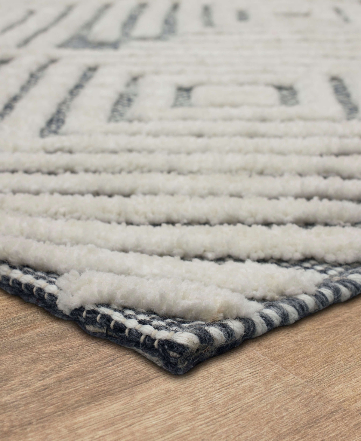 Drew & Jonathan Home Sirocco Tipaza Area Rug