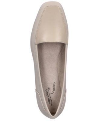 Women's Thrill Square Toe Comfort Flats