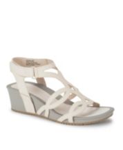 Bare traps clearance lawren wedge sandal