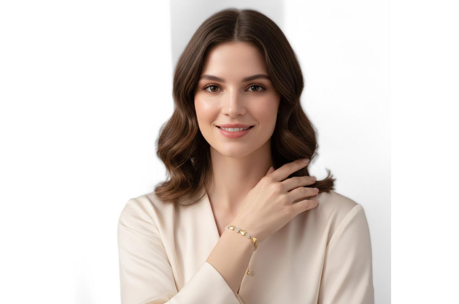 Dainty 14K Gold Plated CZ Pave Heart Stampato Thin Bracelet