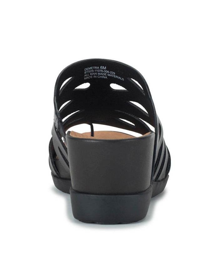 demetra slip on sneaker