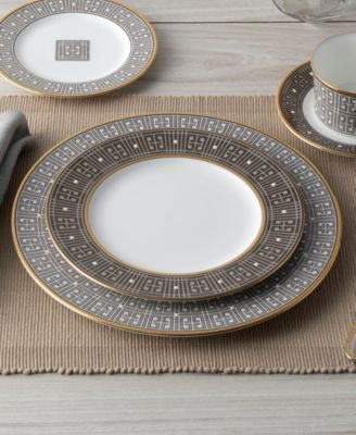 Infinity 4 Piece Dinner Plate Set, Service for 4