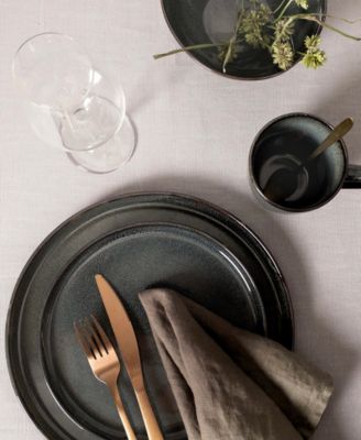 Dinnerware Collection