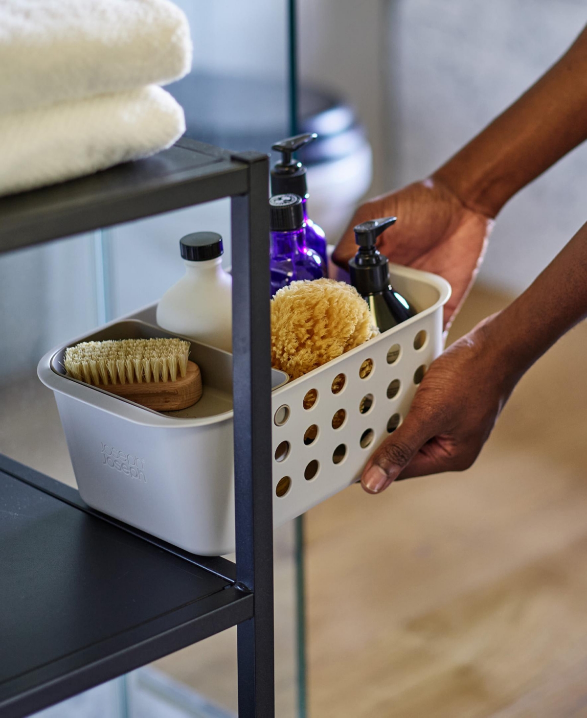 Joseph Joseph Easystore Large Bathroom Storage Basket In Ecru