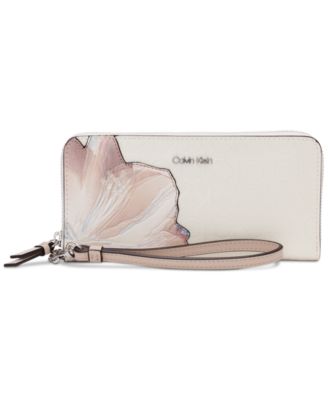 Calvin Klein Ashley Signature Floral Boxed Wallet Macy s