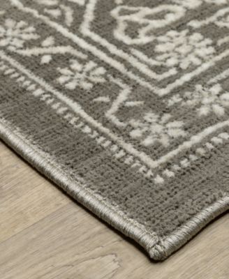 Intrigue INT04 3'10" x 5'5" Area Rug