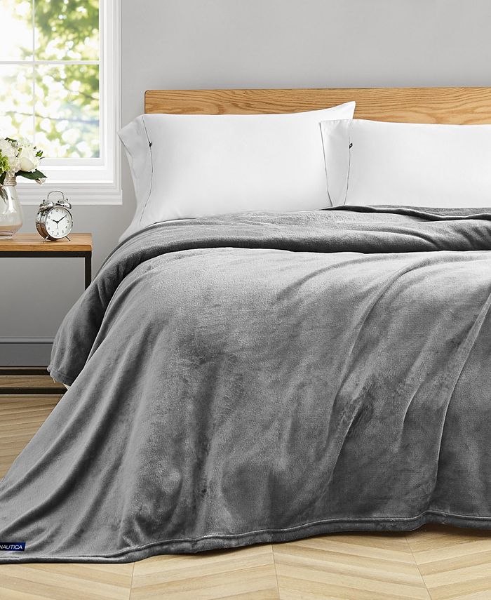 Nautica ultra 2025 soft plush blanket