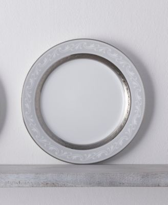 Crestwood Platinum Set of 4 Accent Plates, Service For 4
