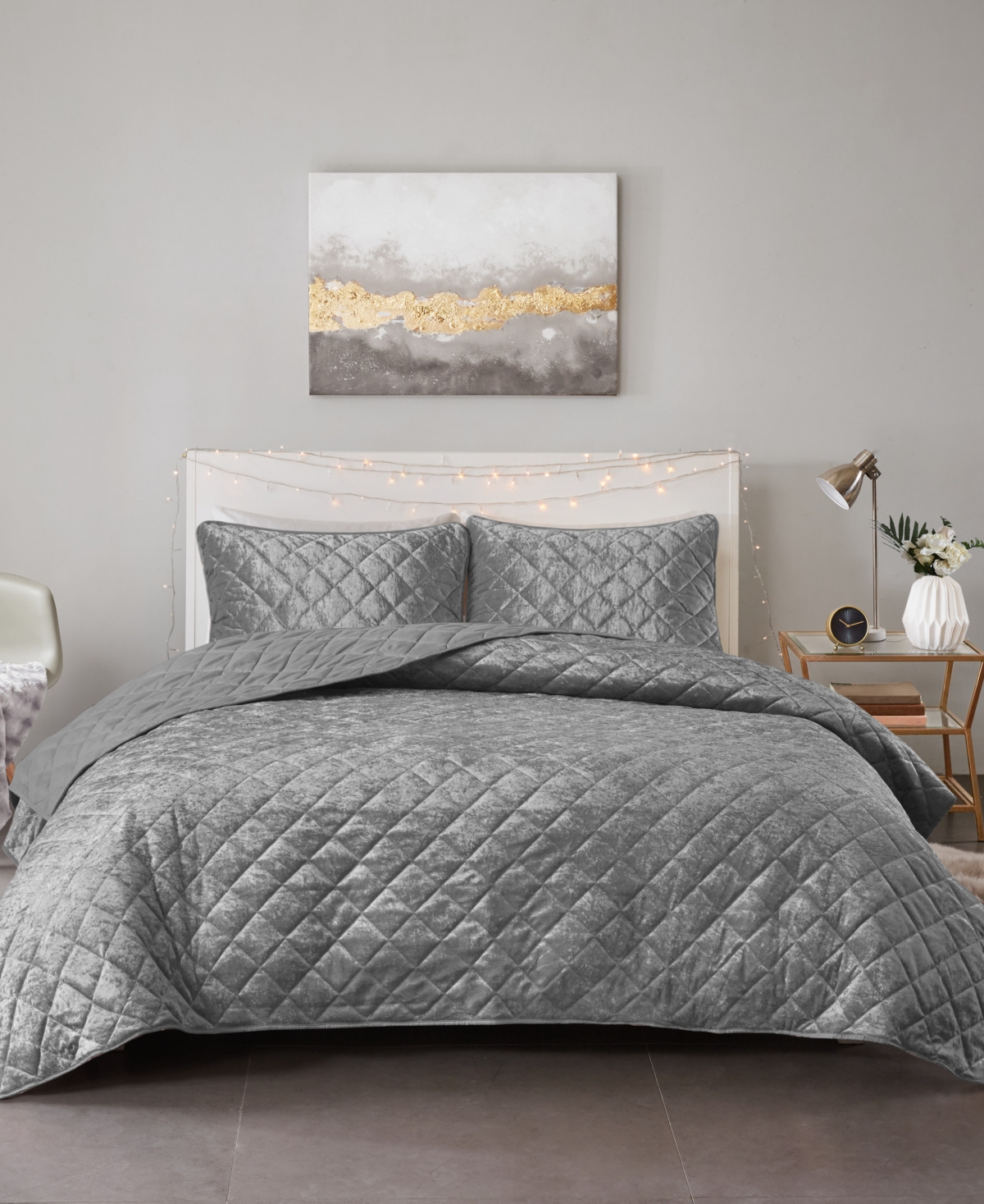 Intelligent Design Closeout!  Felicia Velvet Quilted 3-piece Quilt Set, Full/queen In Gray