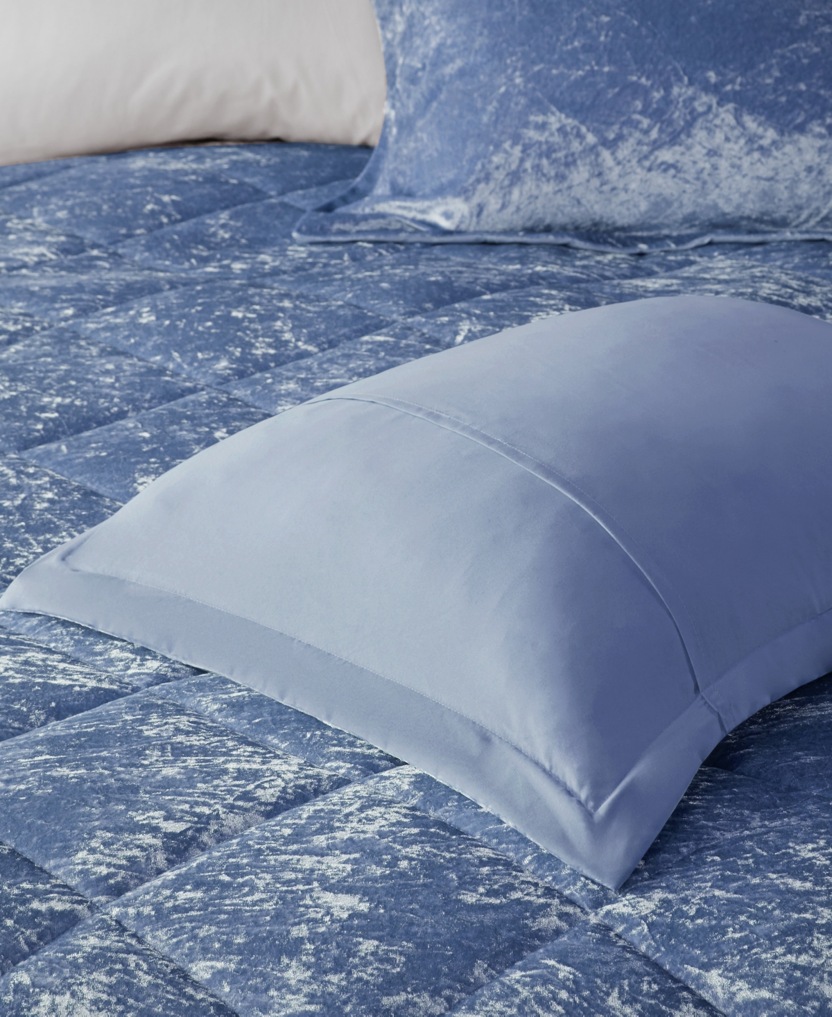 Intelligent Design Felicia Velvet 4-Pc. Comforter Set, Full/Queen