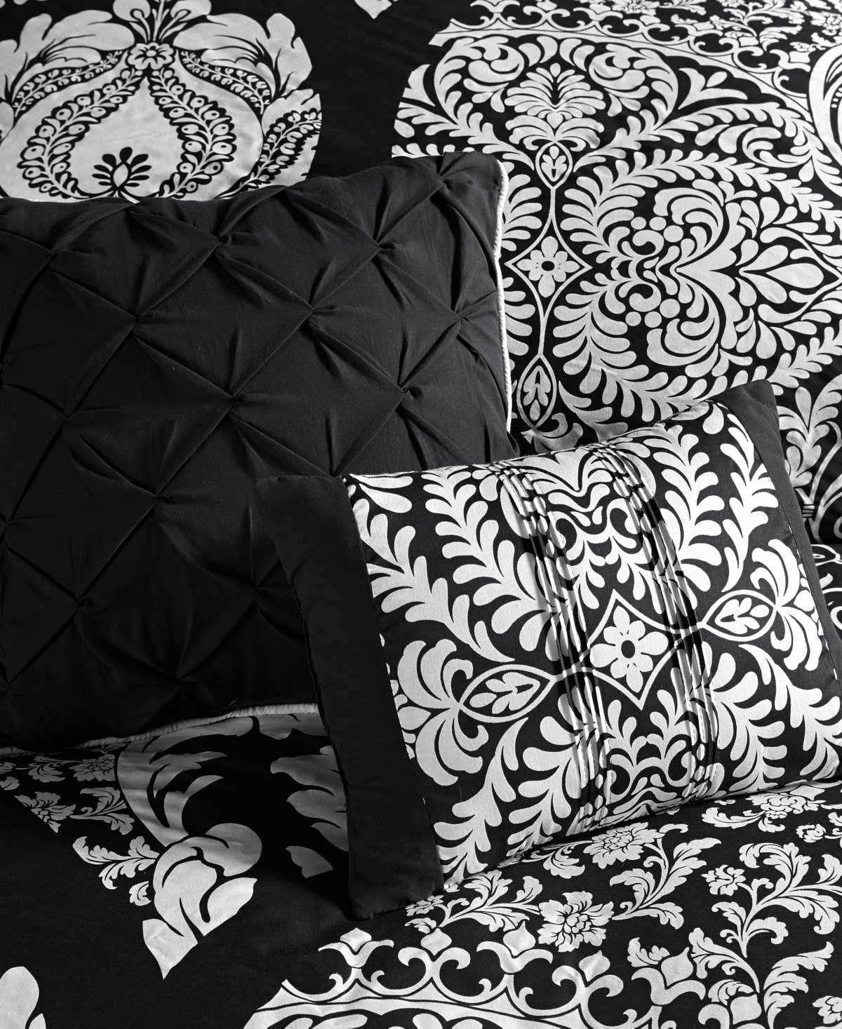 Madison Park Vienna 7-pc. Comforter Set, Queen In Black