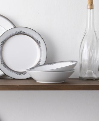 Laurelvale 12-Piece Dinnerware Set, Service For 4