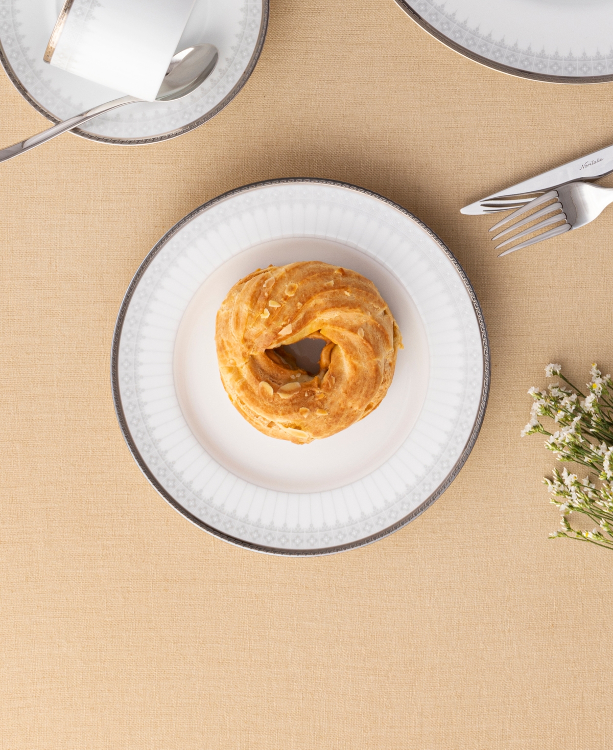 Noritake Silver Colonnade 4 Piece Salad Set, Service for 4