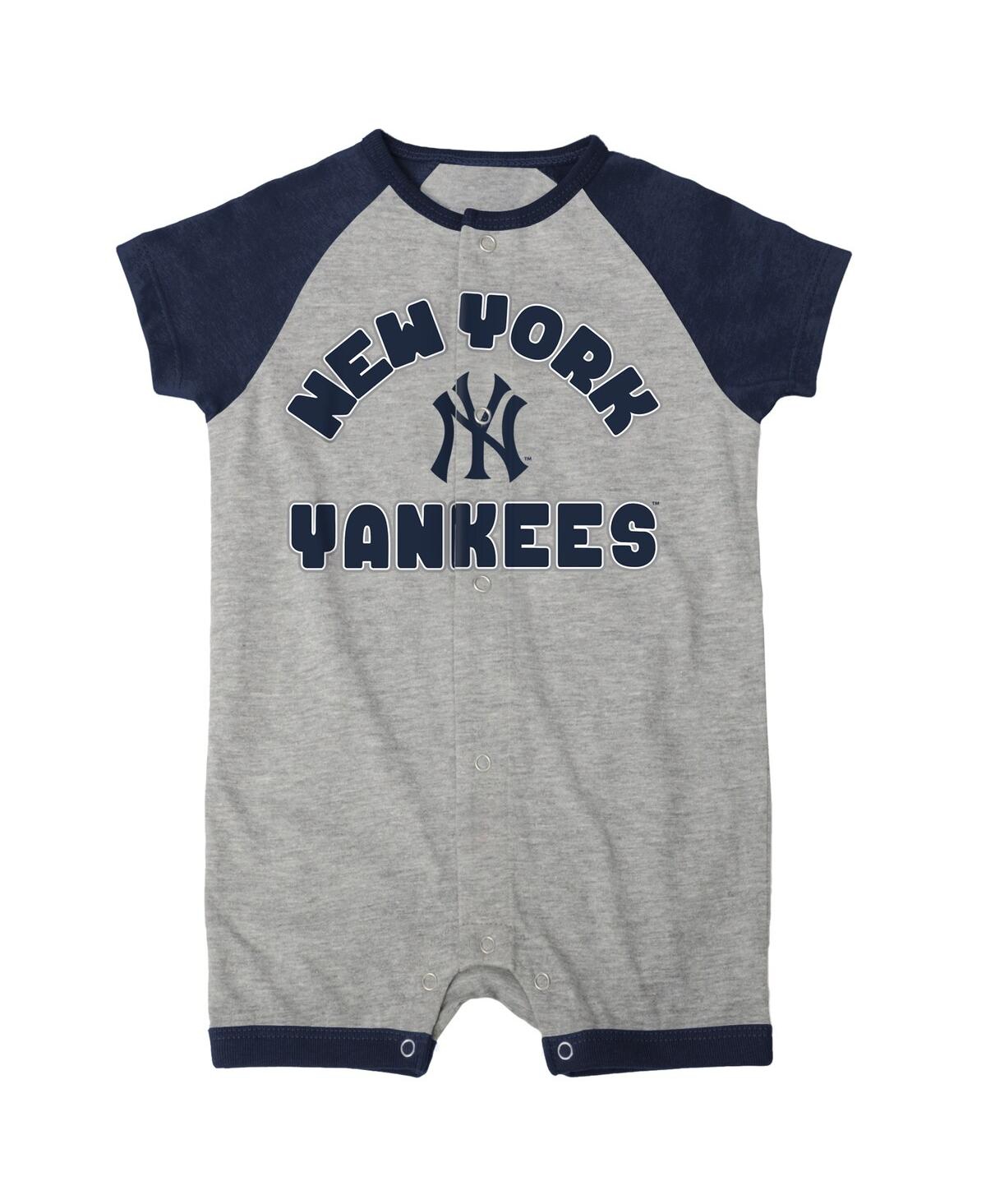 Shop Outerstuff Infant Boys And Girls Heather Gray New York Yankees Extra Base Hit Raglan Full-snap Romper
