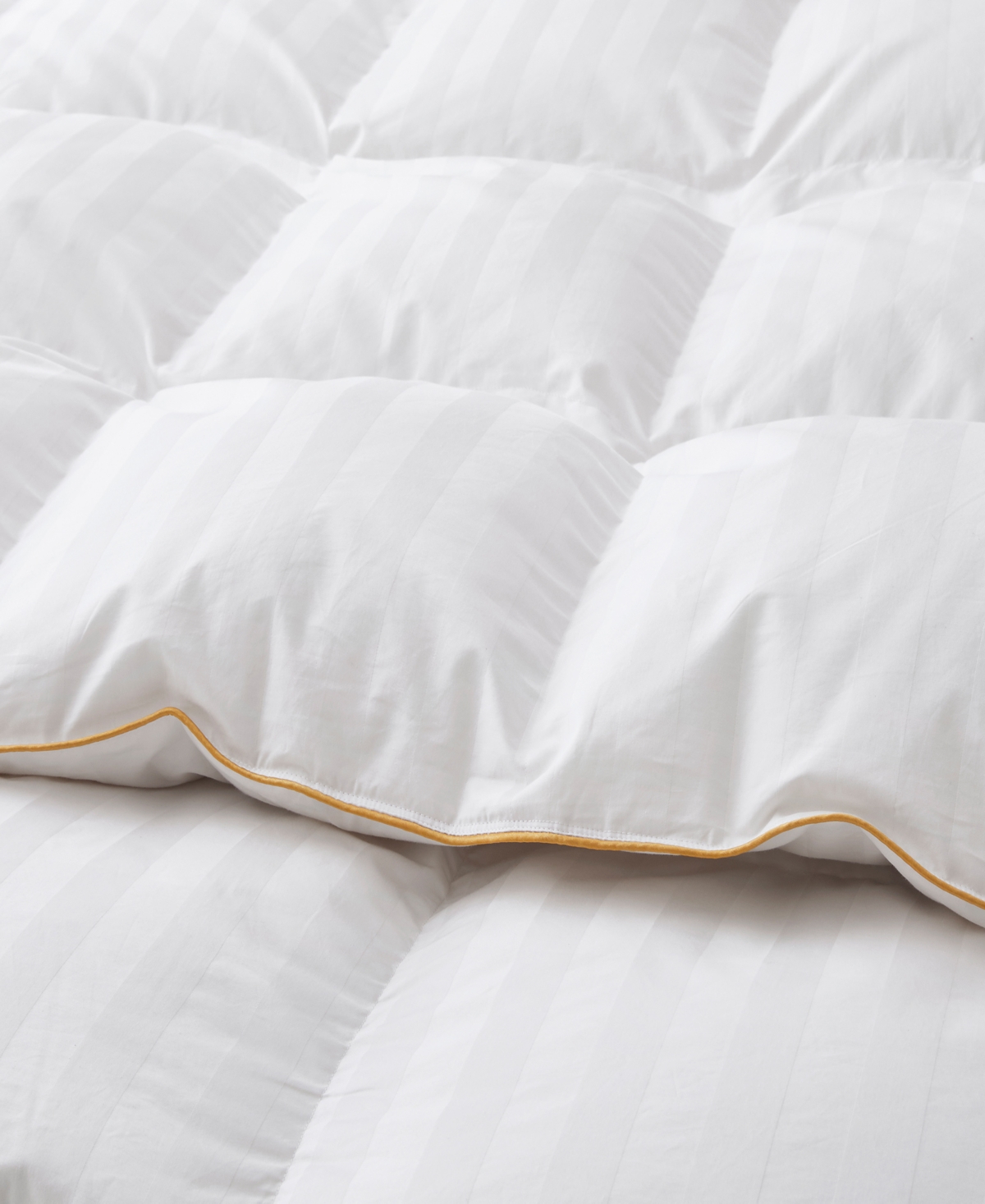 Unikome 500 Thread Count Cotton Fabric All Season Classic Stripped White Goose Down Fiber Comforter