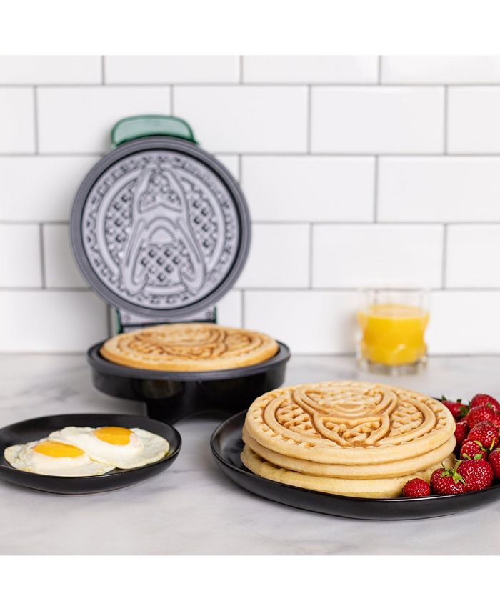 Uncanny Brands Marvel Loki Waffle Maker Loki's Helmet on Your Waffles