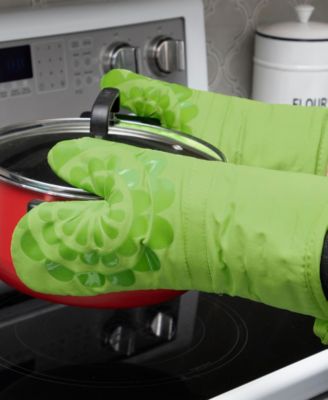 Medallion Print Silicone and Cotton Twill Oven Mitt, Set of 2