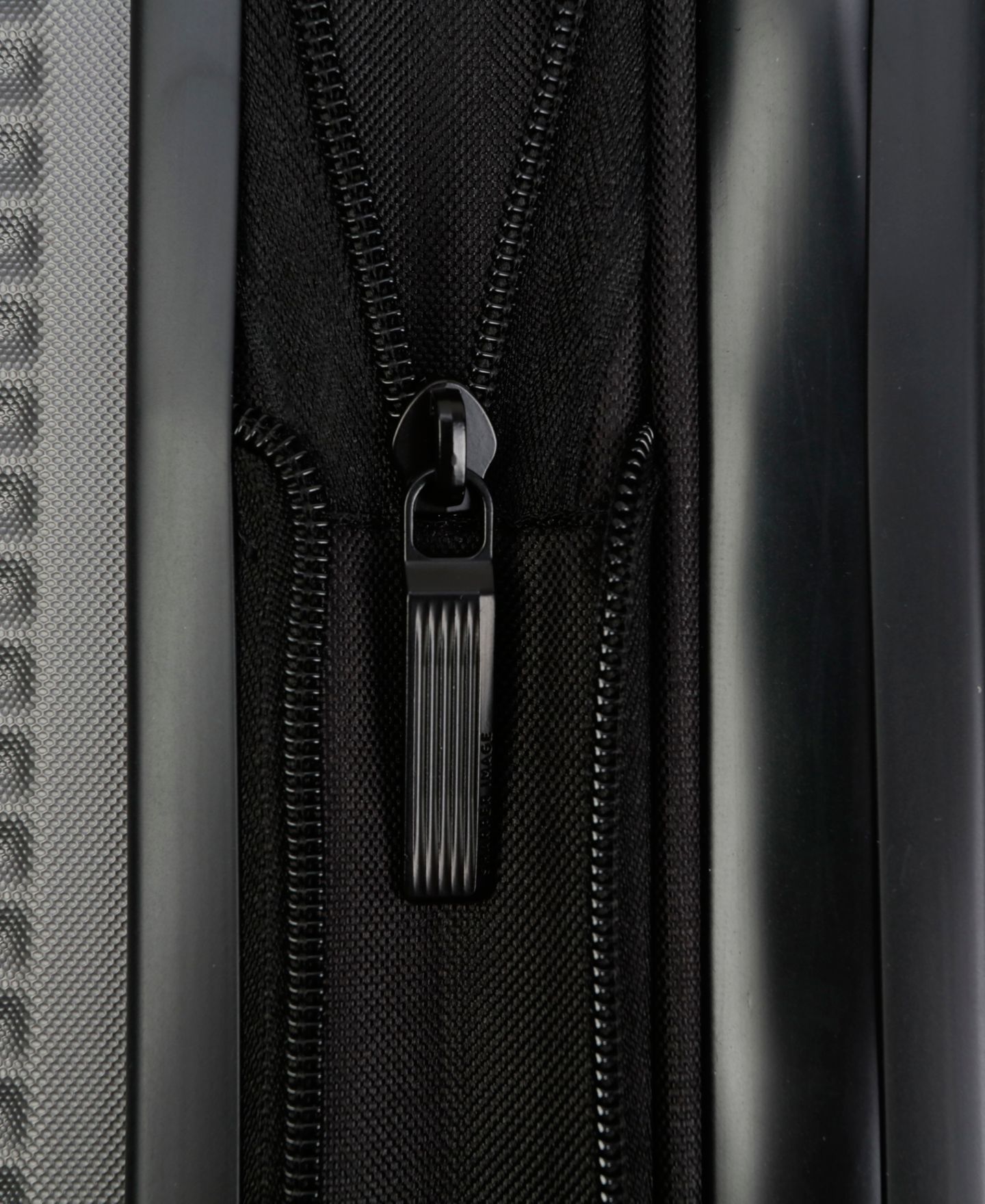 Чемодан Sharper Image Journey Lite Medium Check-in Hardside Spinner, цвет: Серый — фото 6