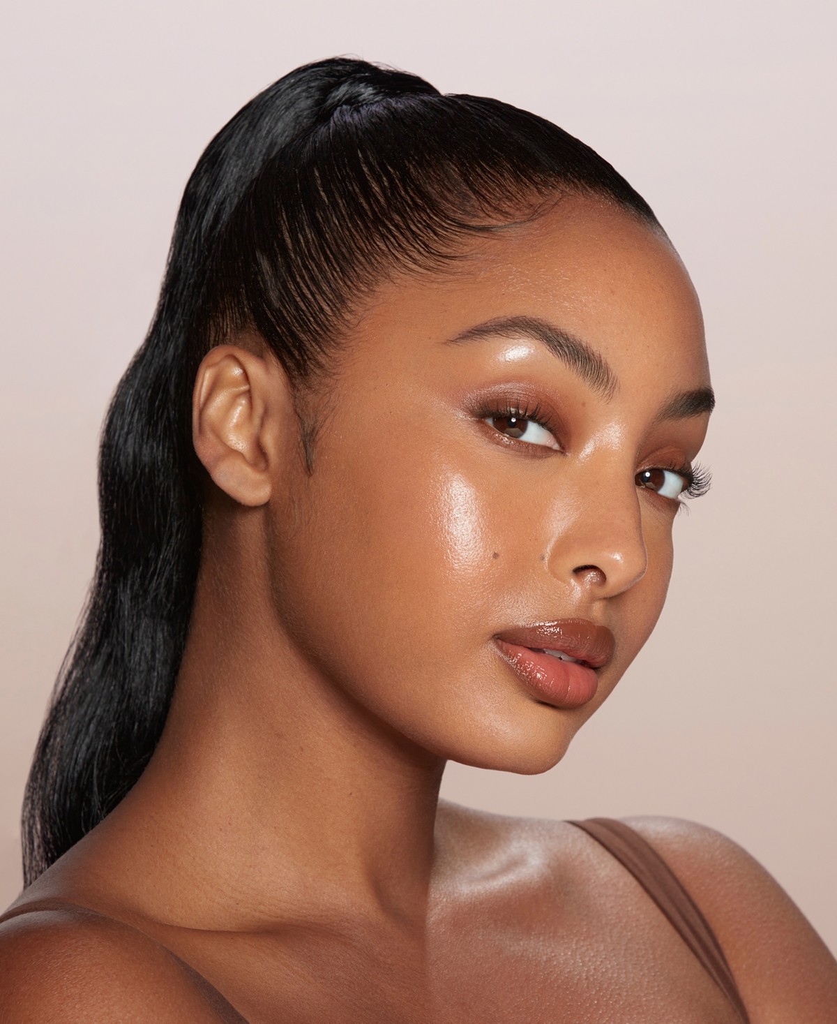 Anastasia Beverly Hills Magic Touch Concealer, 0.4 Oz. In 13 (medium Skin With Cool Peach Underton